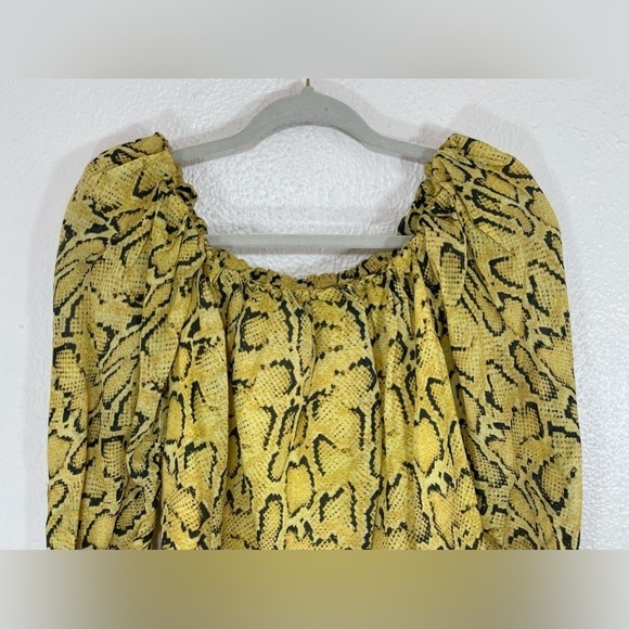 FRAME Off The Shoulder Billow Yellow Top in Python Multi Print Women’s XS Chic - Picture 4 of 14